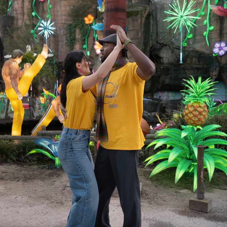 carre-carnaval-1-v2-100